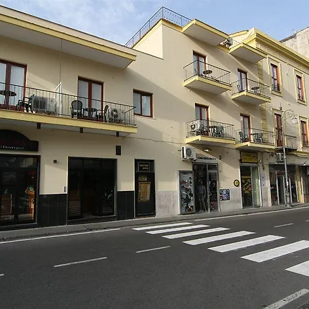 Hotel Nice מלון