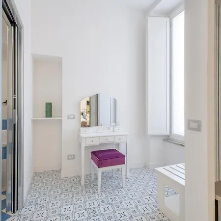 Hotel Nice فندق سورينتو