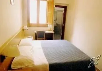 Hotel Nice فندق 3*