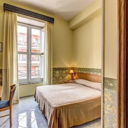 Hotel Nice 3* Sorrento